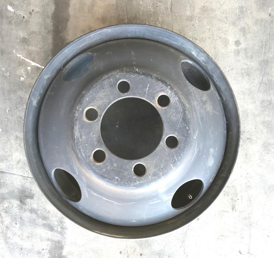 Wheel Rim Tubeless 22.5 " X 7.50 " Accuride style 6 Lug Budd Style